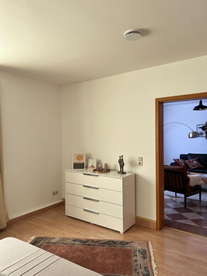 Sehr Schoene Wohnung,Komplett Neu Eingerichtet Limbach-Oberfrohna Екстер'єр фото