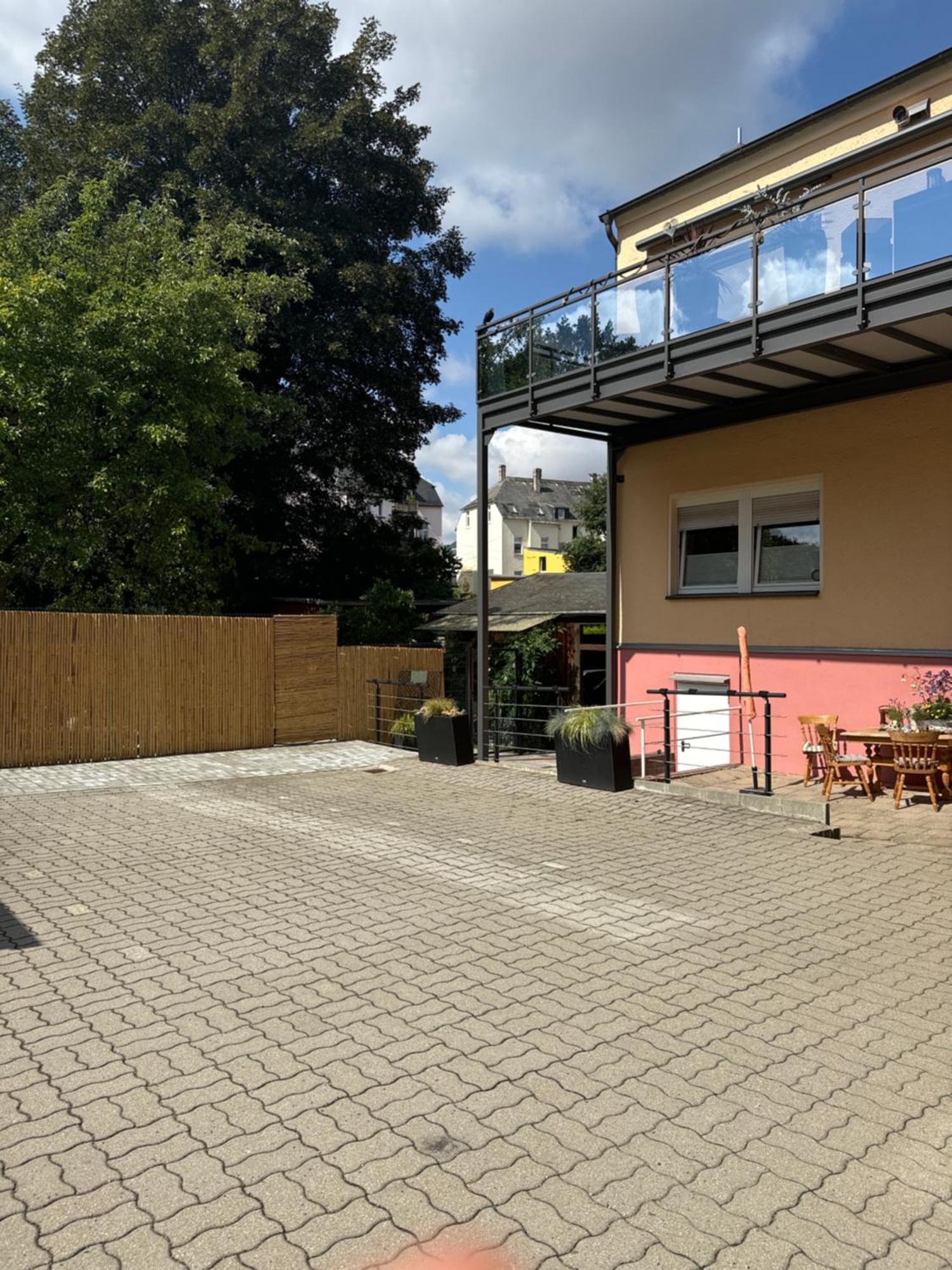 Sehr Schoene Wohnung,Komplett Neu Eingerichtet Limbach-Oberfrohna Екстер'єр фото